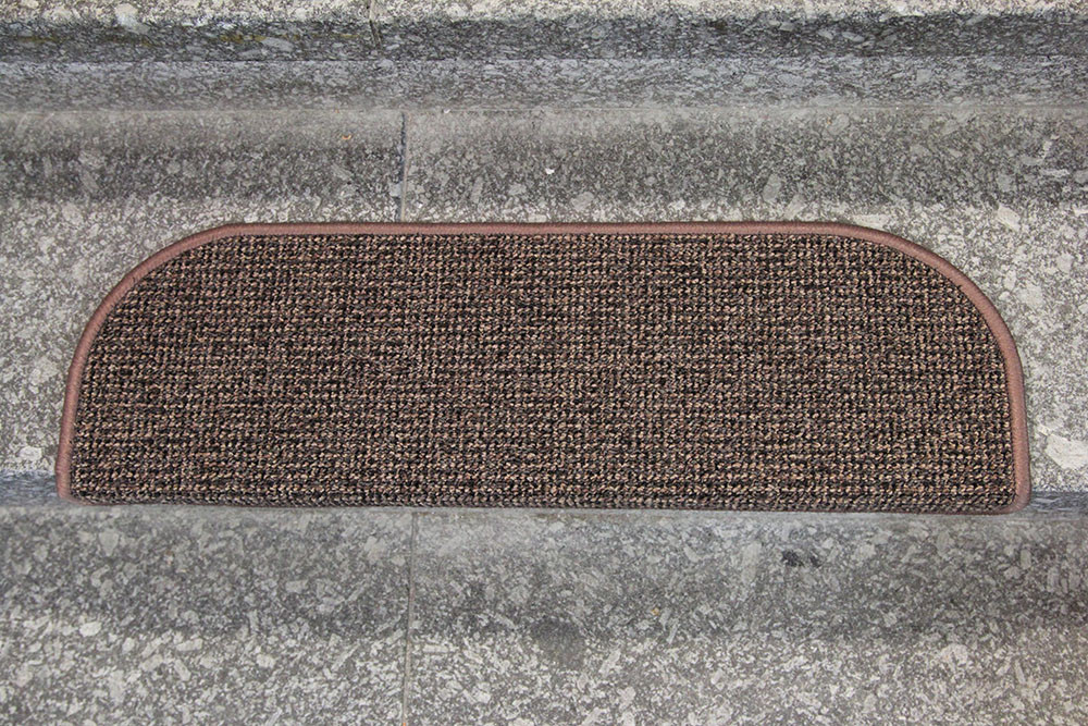 Výroba schodišťových nášlapů TYP B