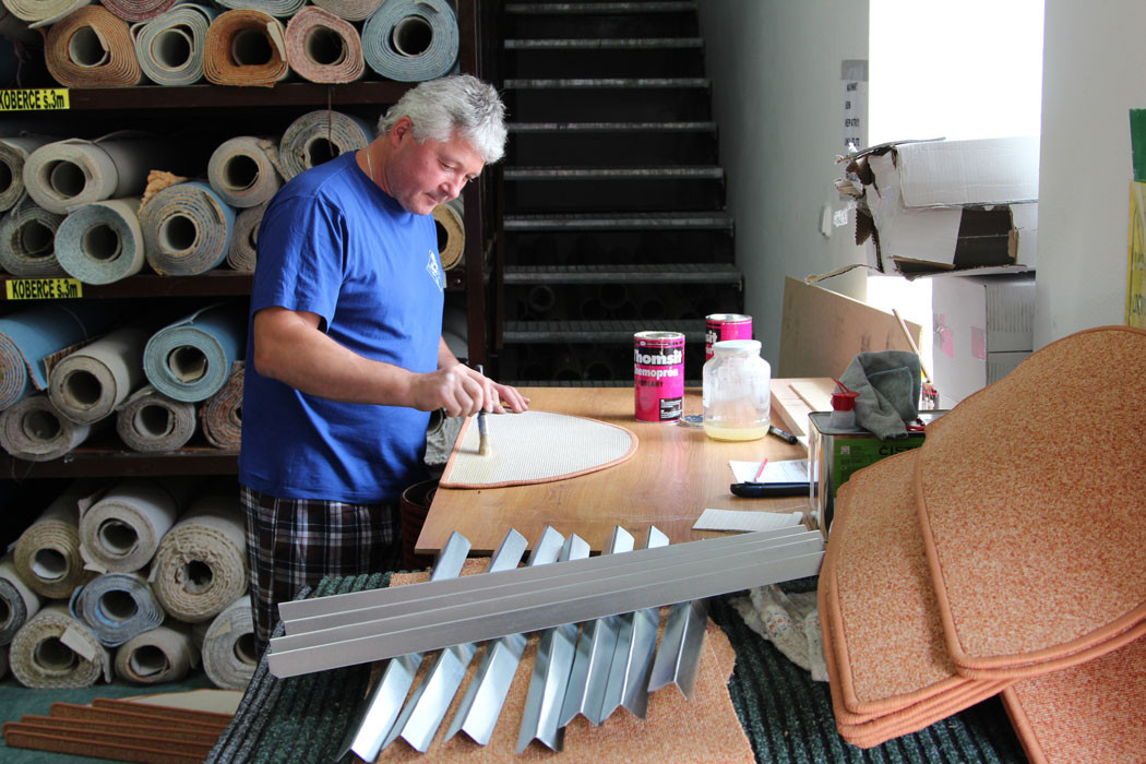 Výroba schodišťových nášlapů TYP B