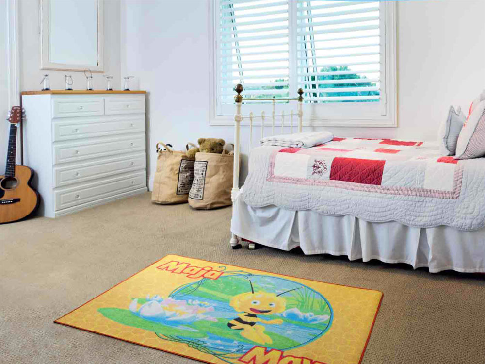 Včelka Mája 4 - Maya Waterfront