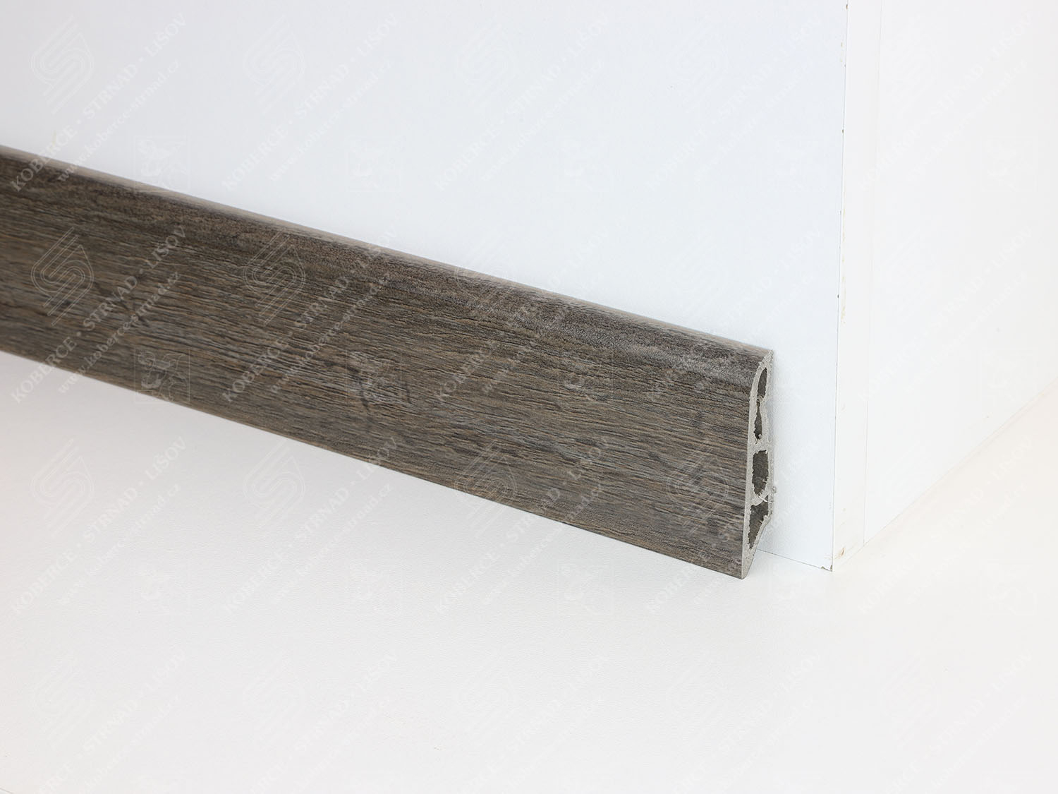 USL 60 - 2037 Borovice floridská