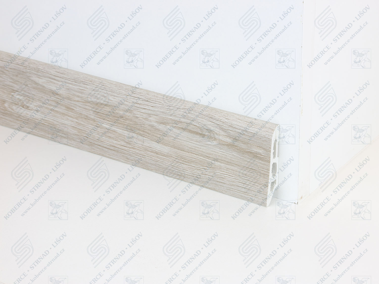 USL 60 - 2040 Niagara Hemlock 2057