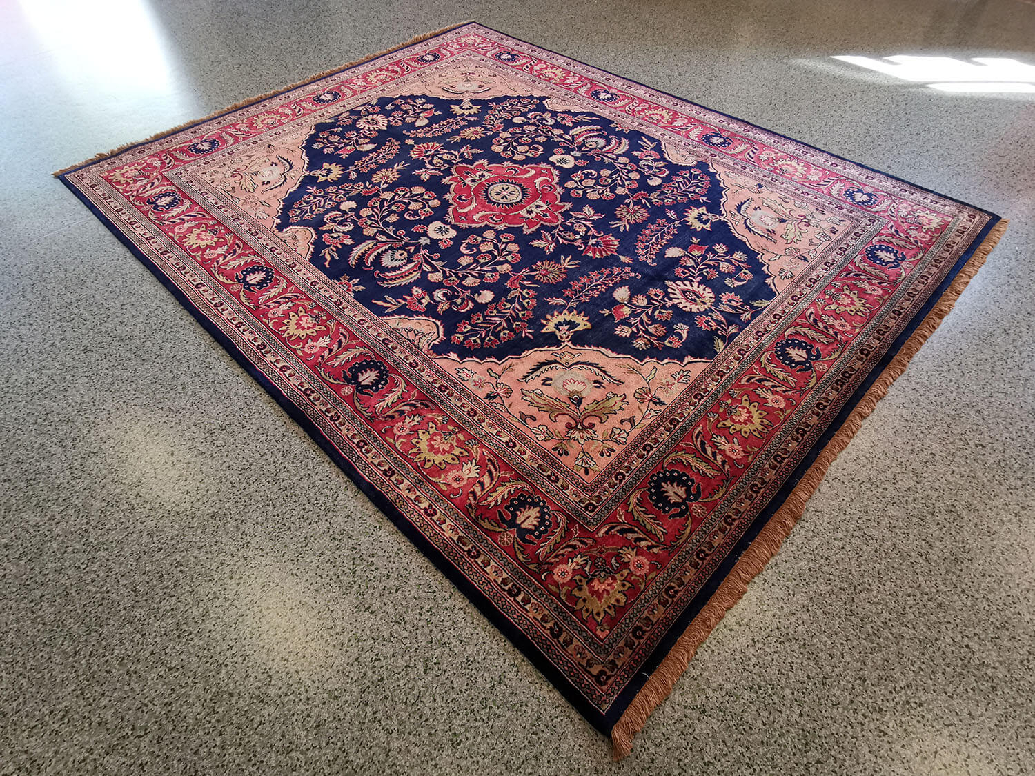 Indo Sarugh 69512787