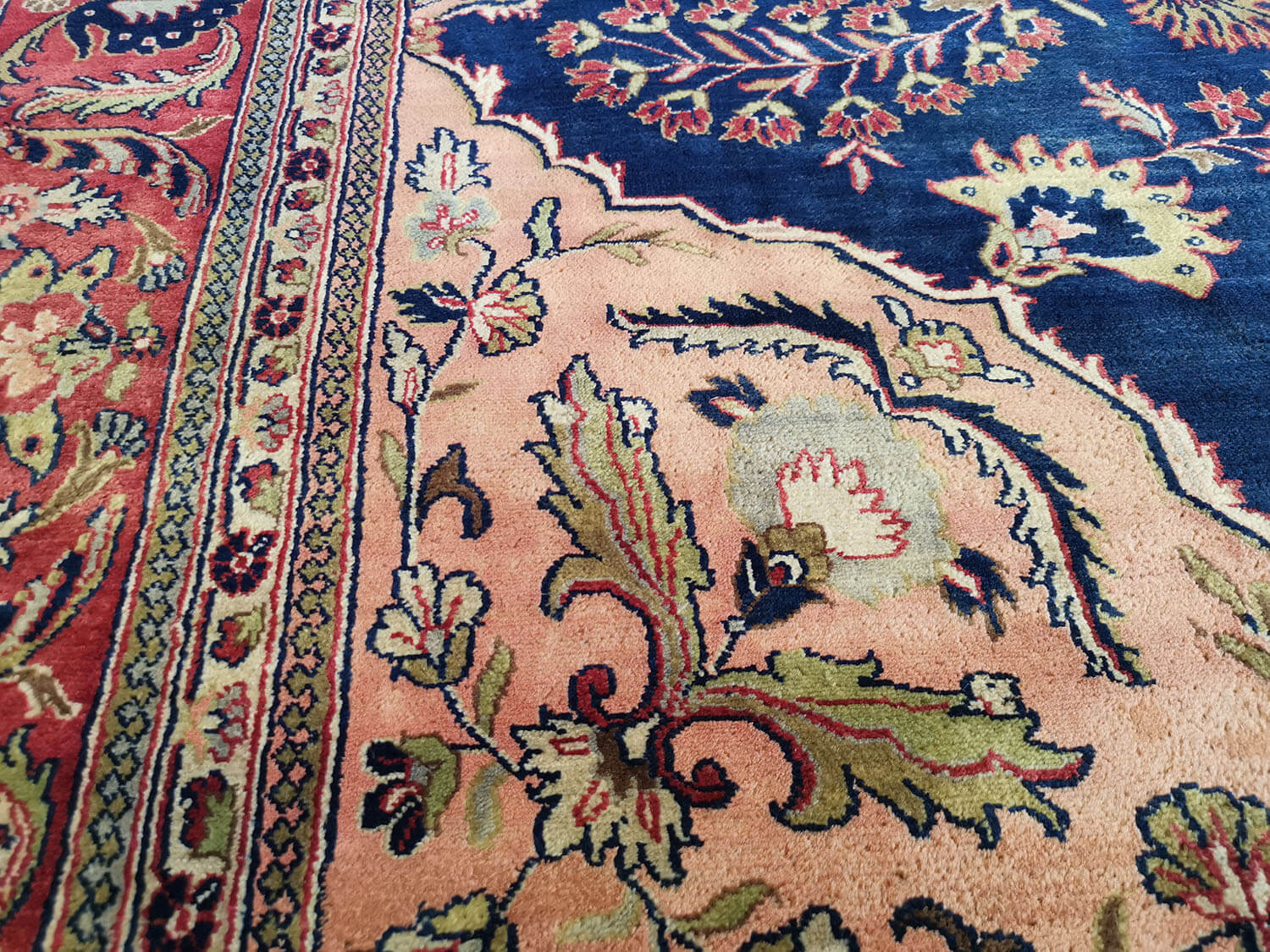 Indo Sarugh 69512787