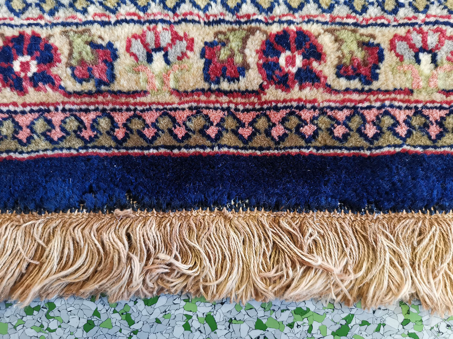 Indo Sarugh 69512787