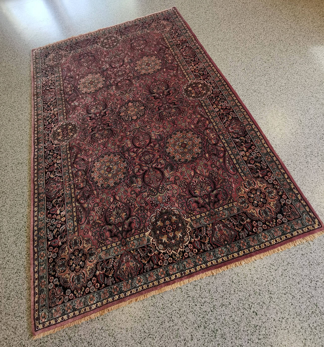 Indo Sarugh 44482051