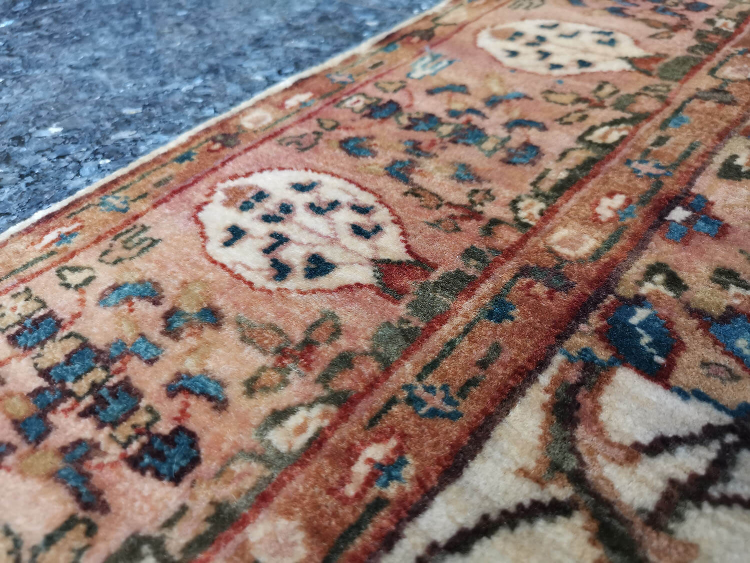 Samarkand Moghal 01 creme - pfirsich