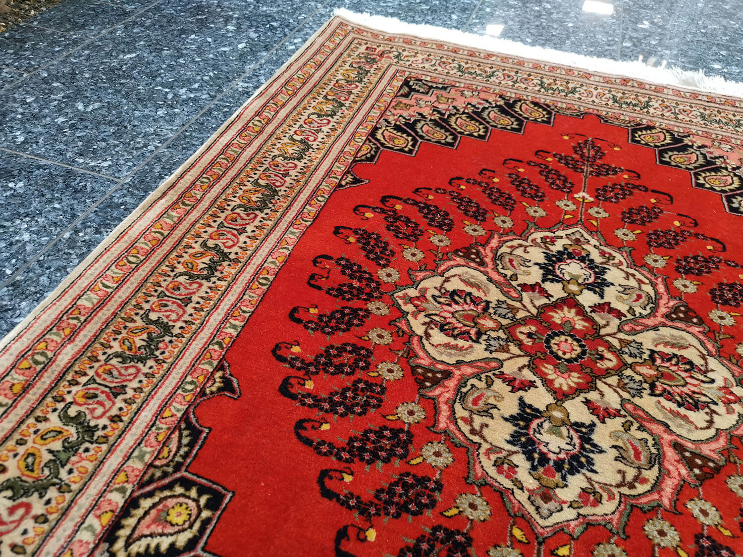 Ghom Irán 2354-7464