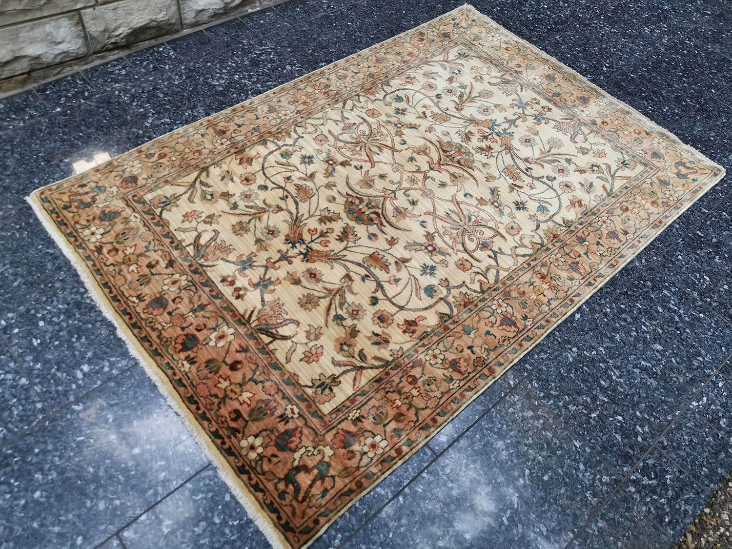 Samarkand Moghal 04 creme - pfirsich