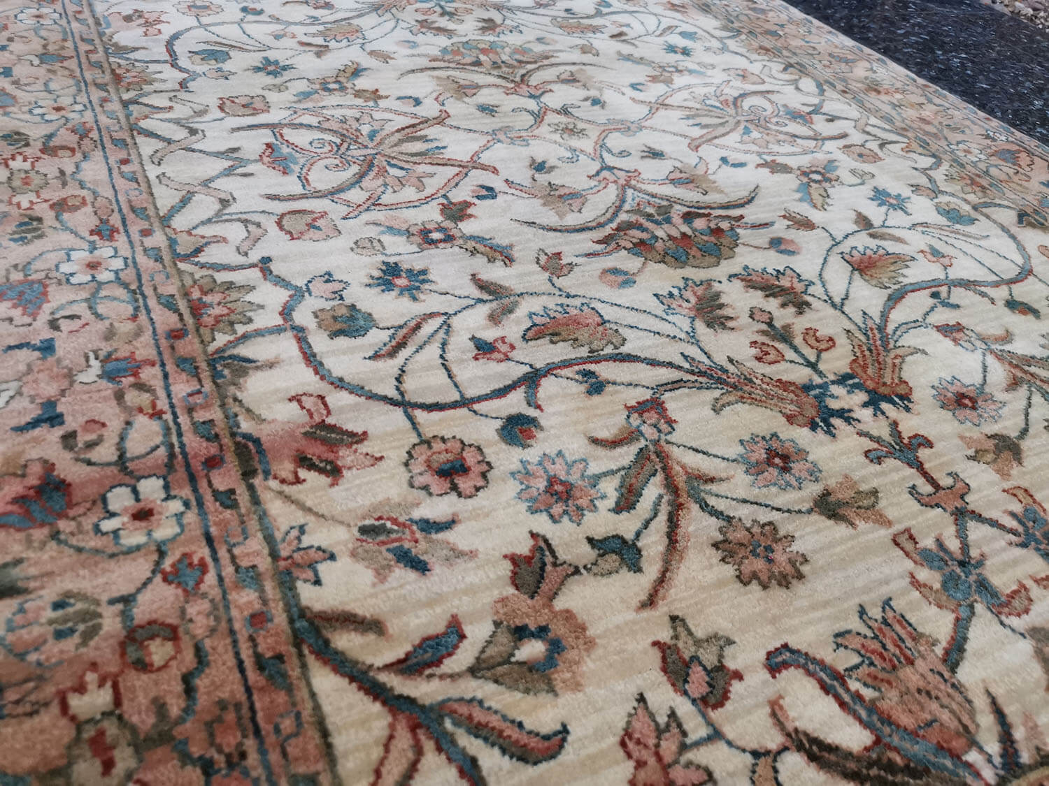 Samarkand Moghal 04 creme - pfirsich