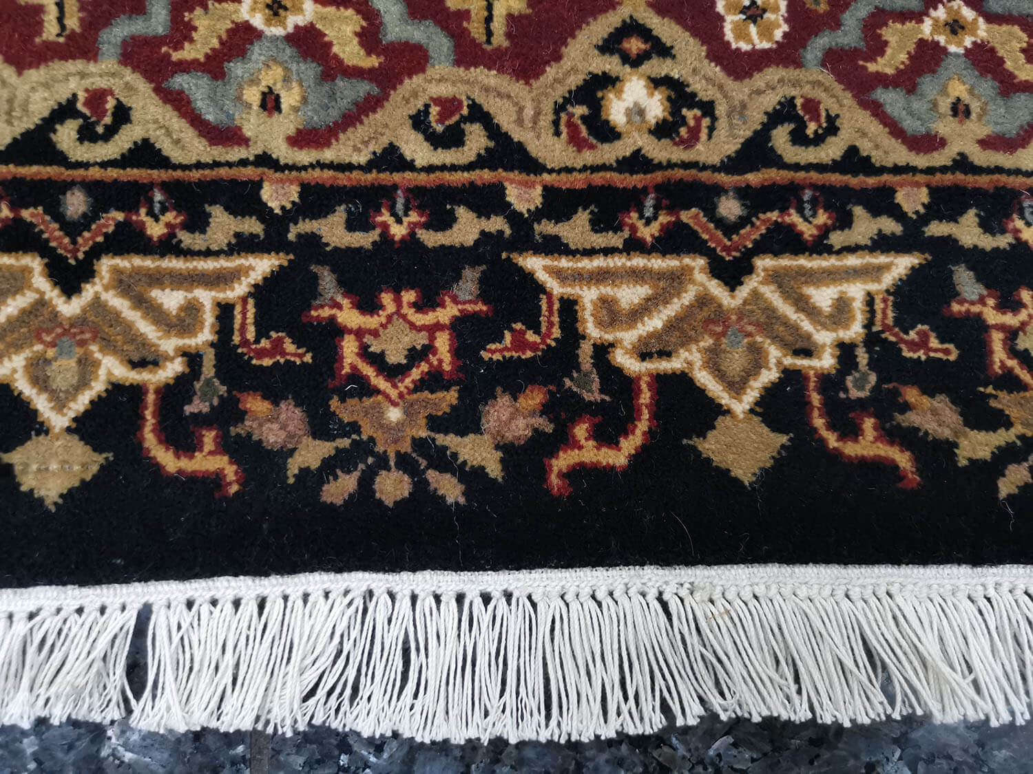 Caral 644 ivory - red