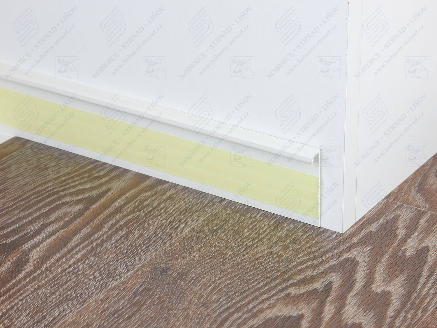 Kobercová lišta TL 55 bílá 117