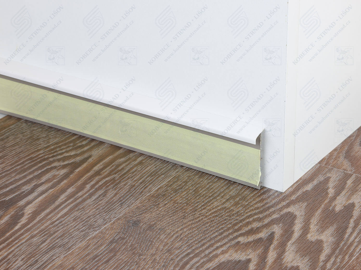 Kobercová lišta TL 51 117 bílá