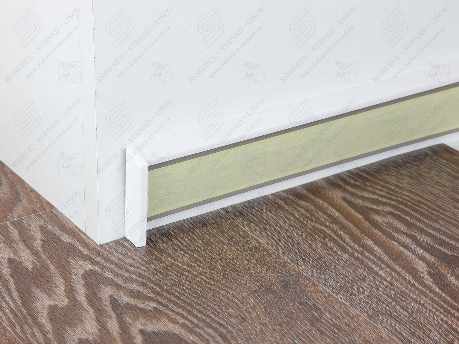 Kobercová lišta TL 51 117 bílá