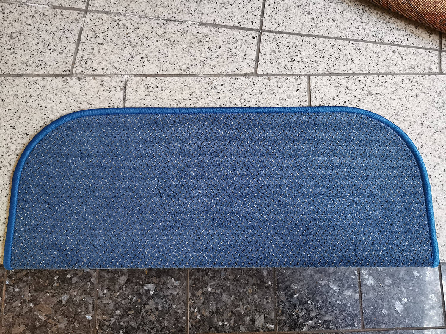 Schodišťové nášlapy Fortesse 173