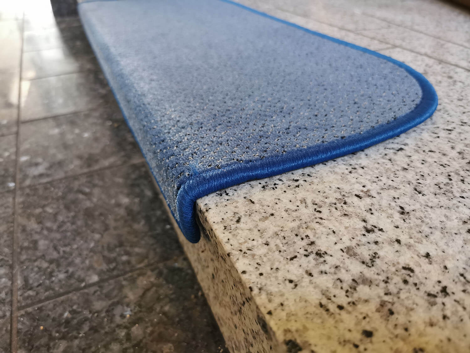 Schodišťové nášlapy Fortesse 173