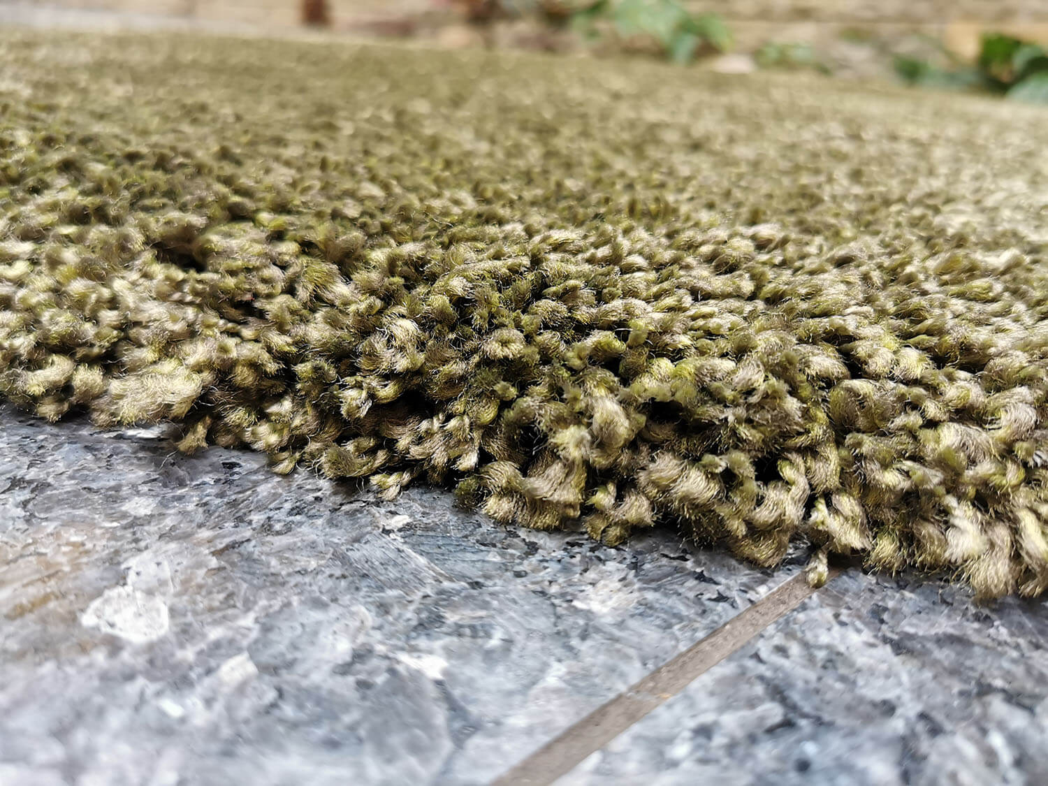 Luxury Shaggy 7001-440 olive dark kruh