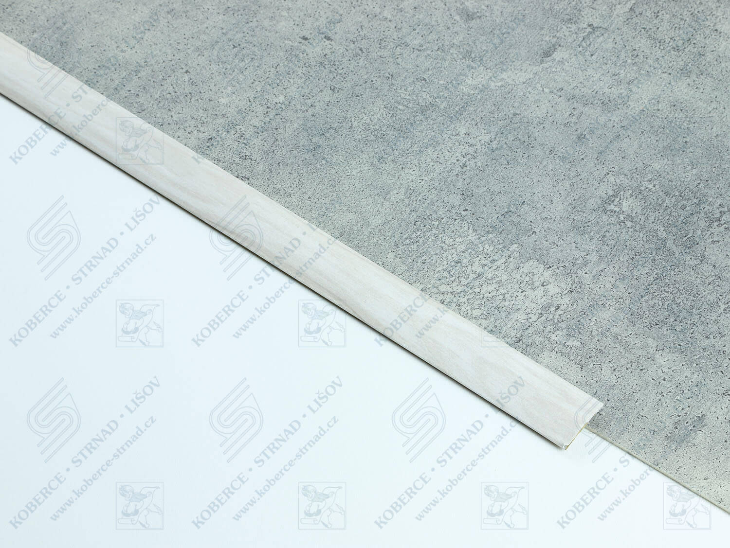 Oblouk 30 mm H64 Dub krémový přechodová lišta samolepící