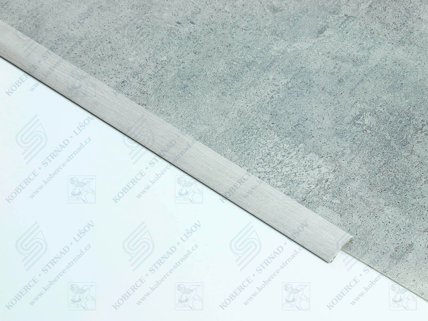 Oblouk 30 mm H65 Dub světle šedý přechodová lišta samolepící