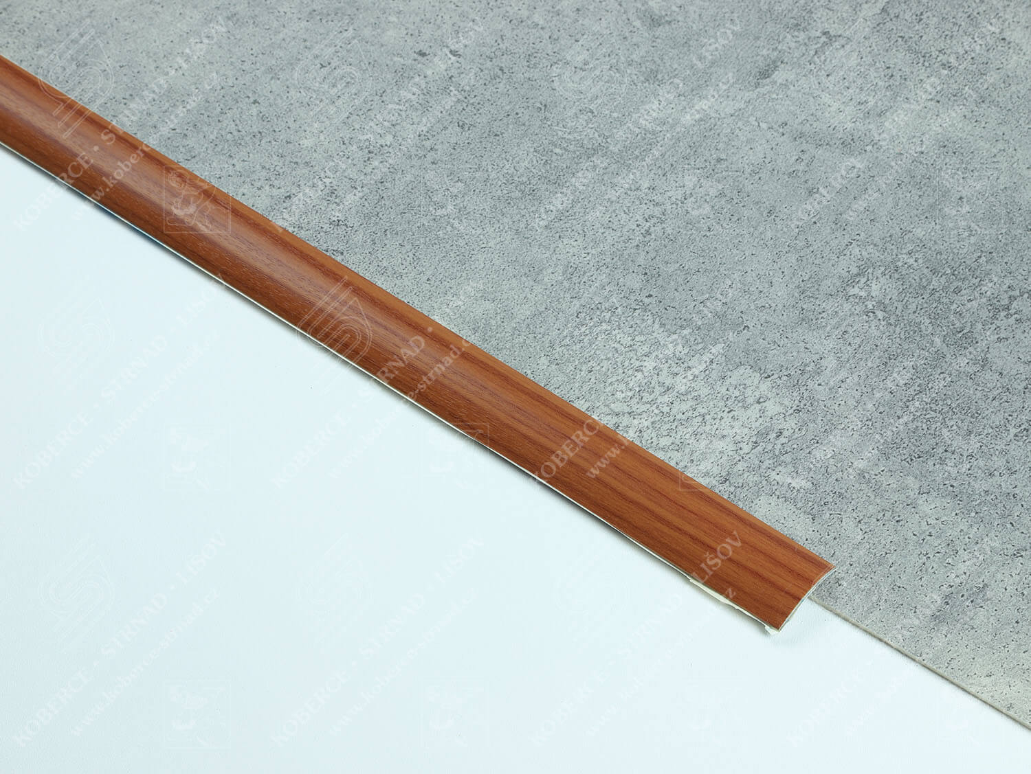 Oblouk 30 mm Profilpas 60 přechodová lišta samolepící 45521, 70330