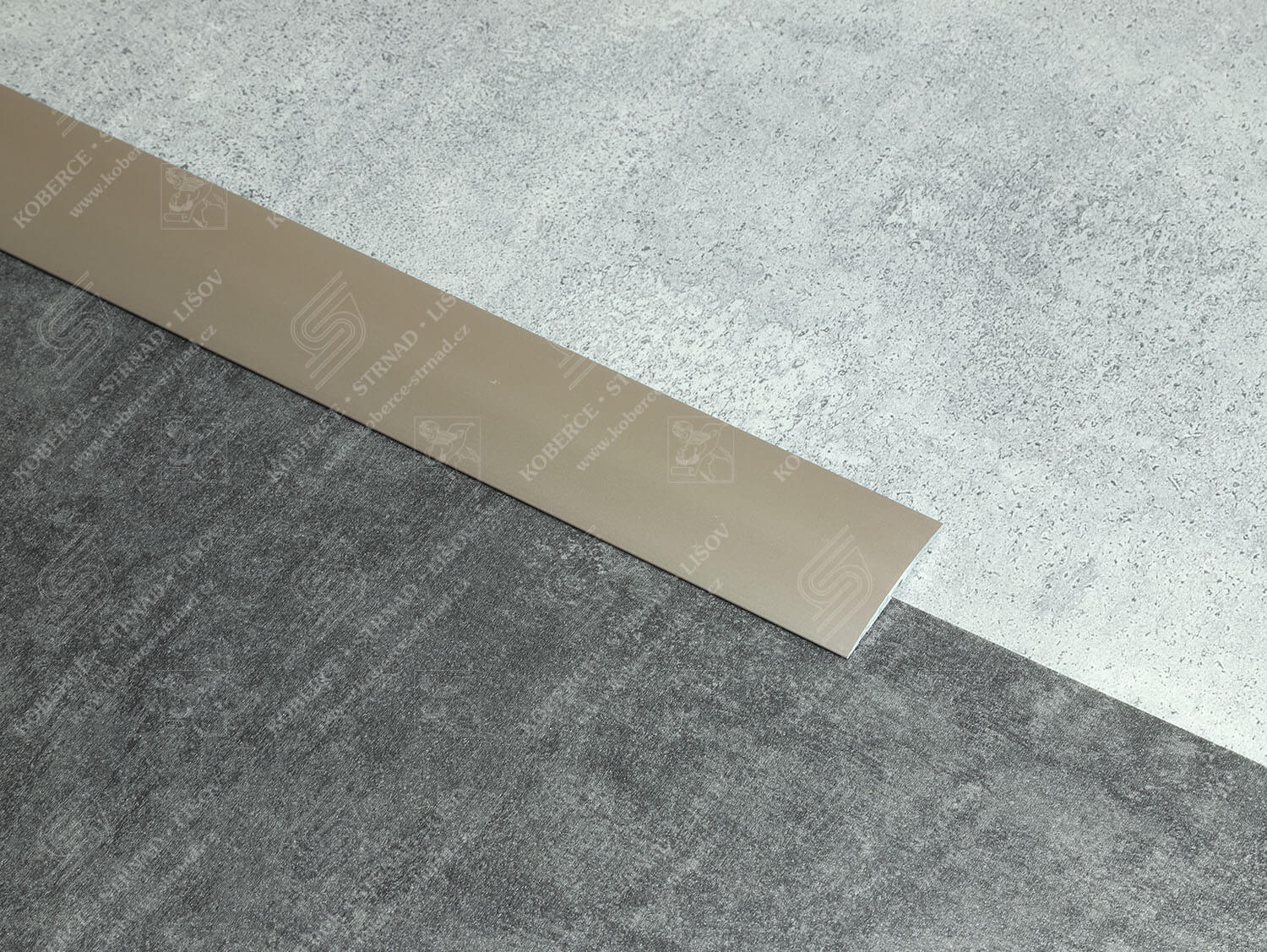 Oblouk 50 mm světlý bronz zátěžová přechodová lišta samolepící