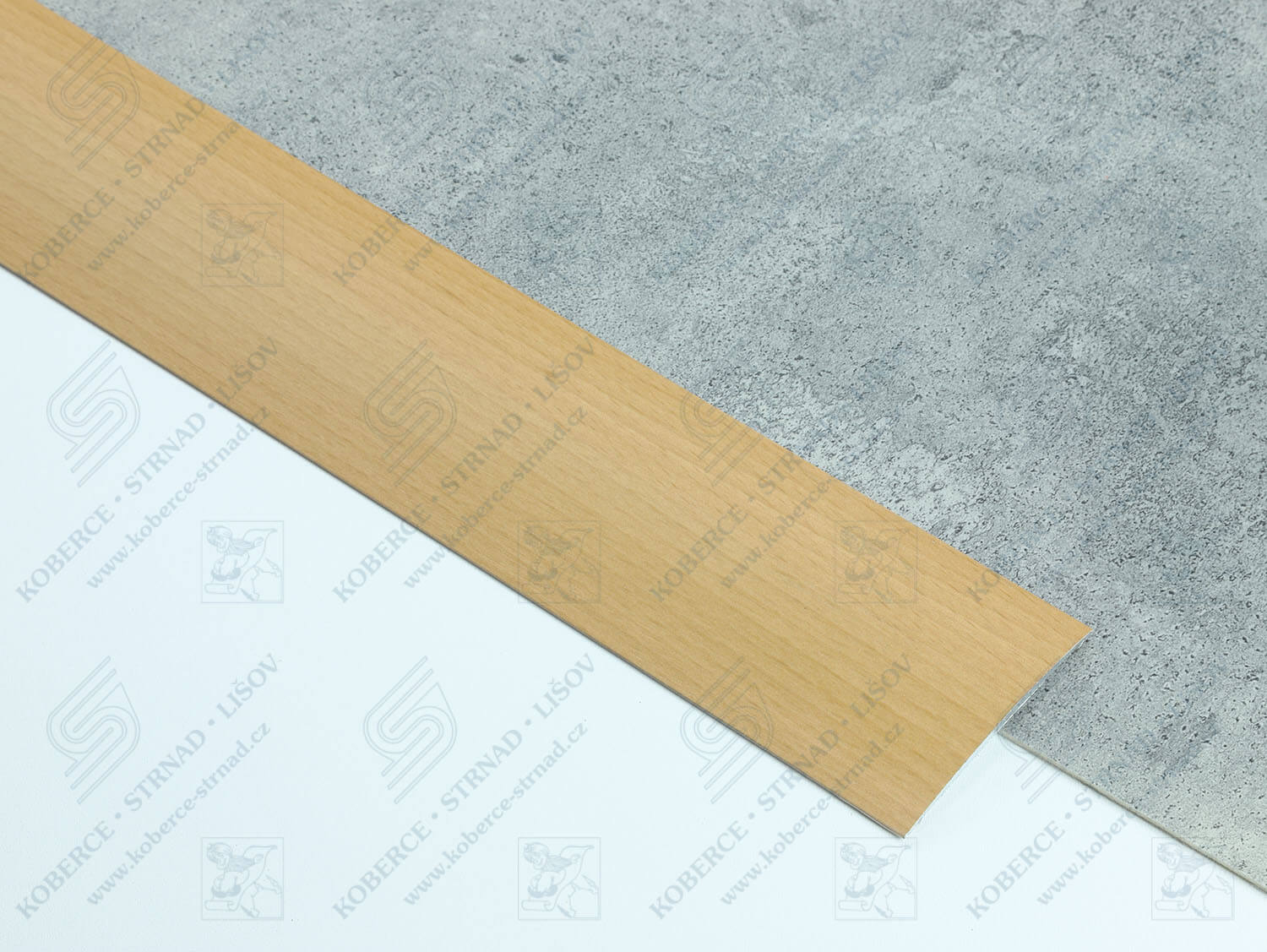 Oblouk 80 mm 1802 E08 buk přechodová lišta samolepící