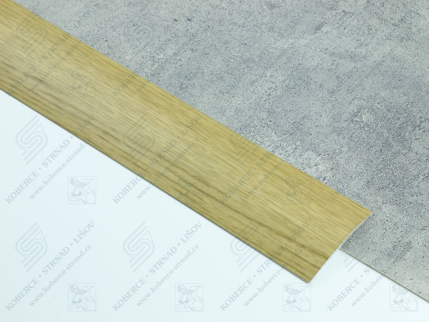 Oblouk 80 mm 1802 P25 dub světlý přechodová lišta samolepící