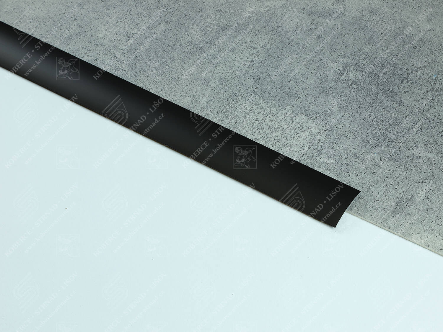 Oblouk 37 mm tmavý bronz přechodová lišta samolepicí