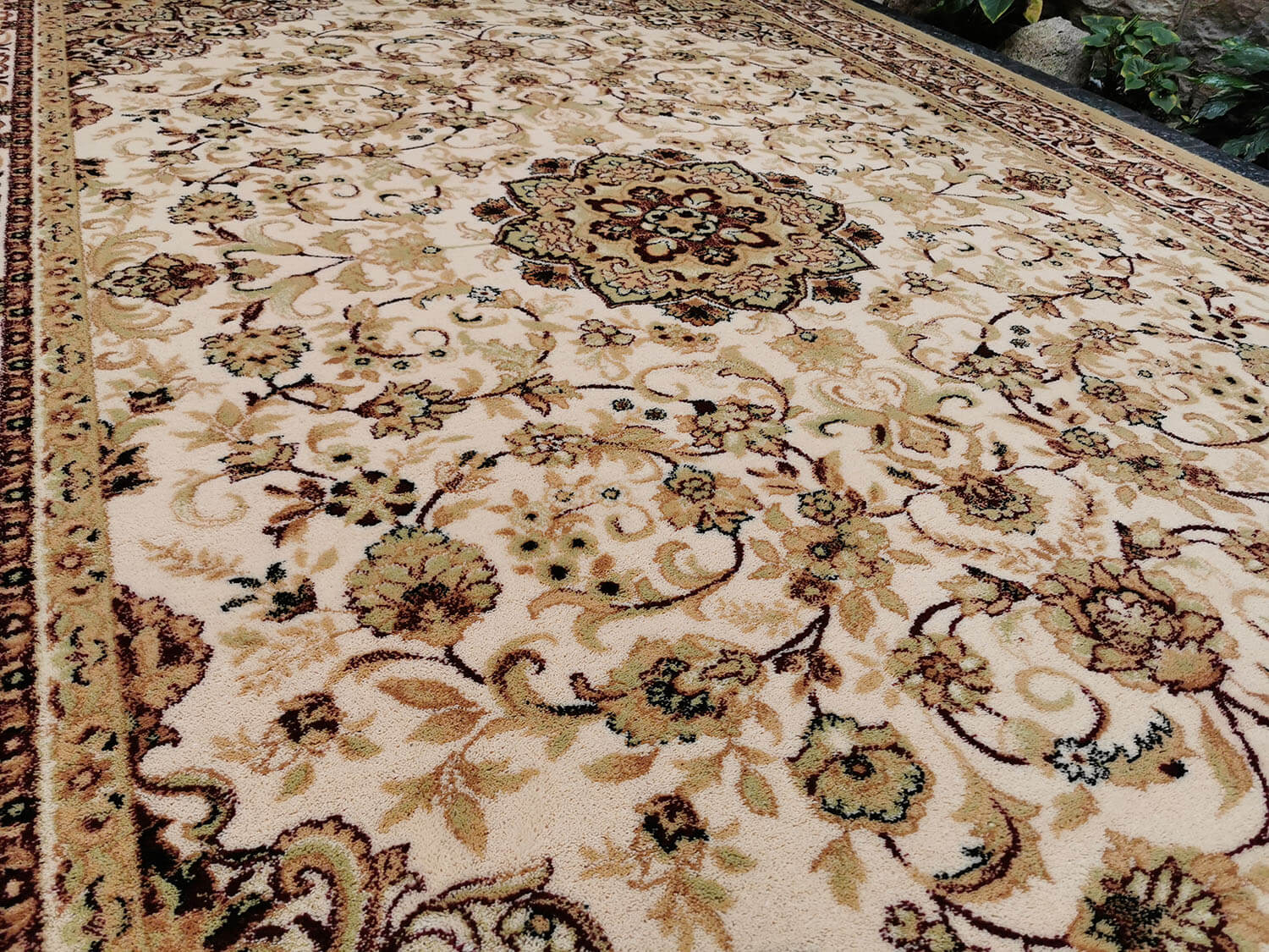 Damo krémový Isfahan