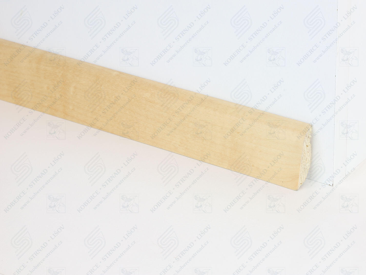 SL40J javor dřevěná soklová lišta