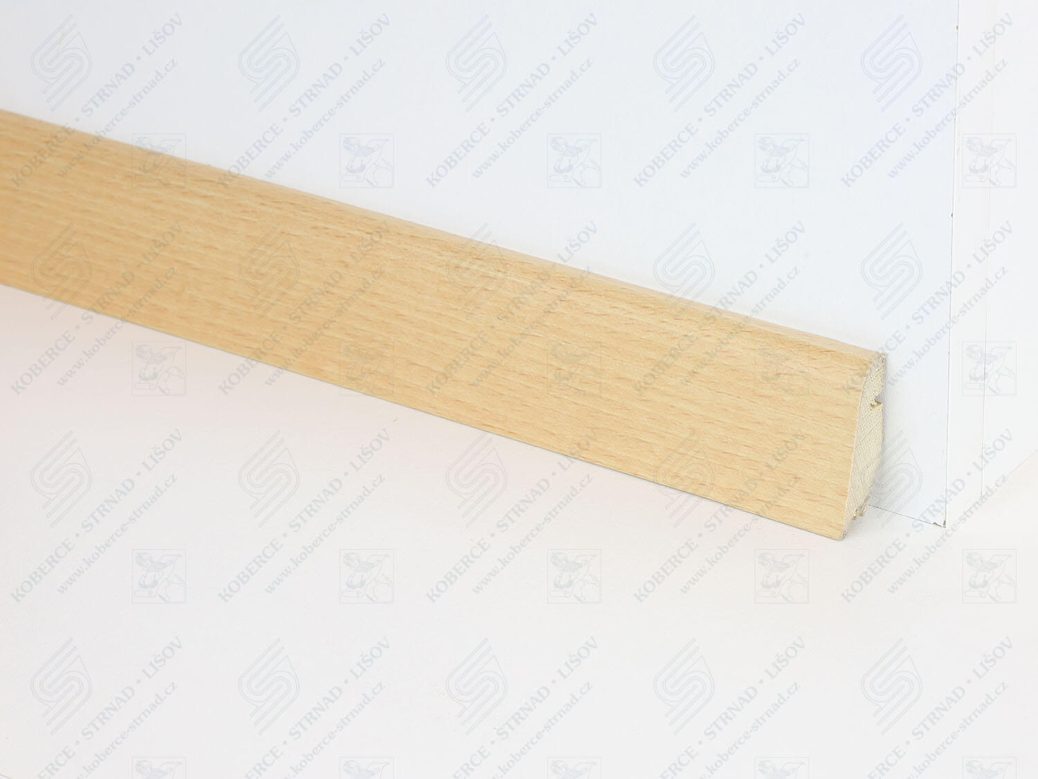 SL40BP buk pařený dřevěná soklová lišta