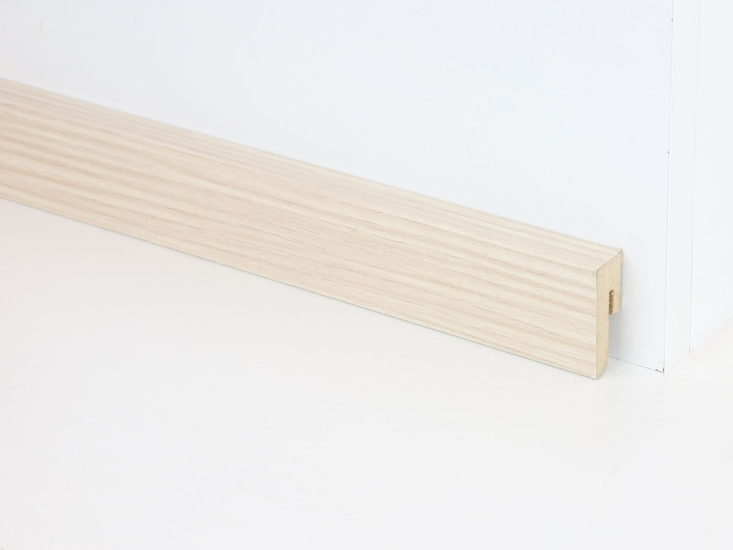 SL3 jasan broušený 1427230 Parador obvodová lišta