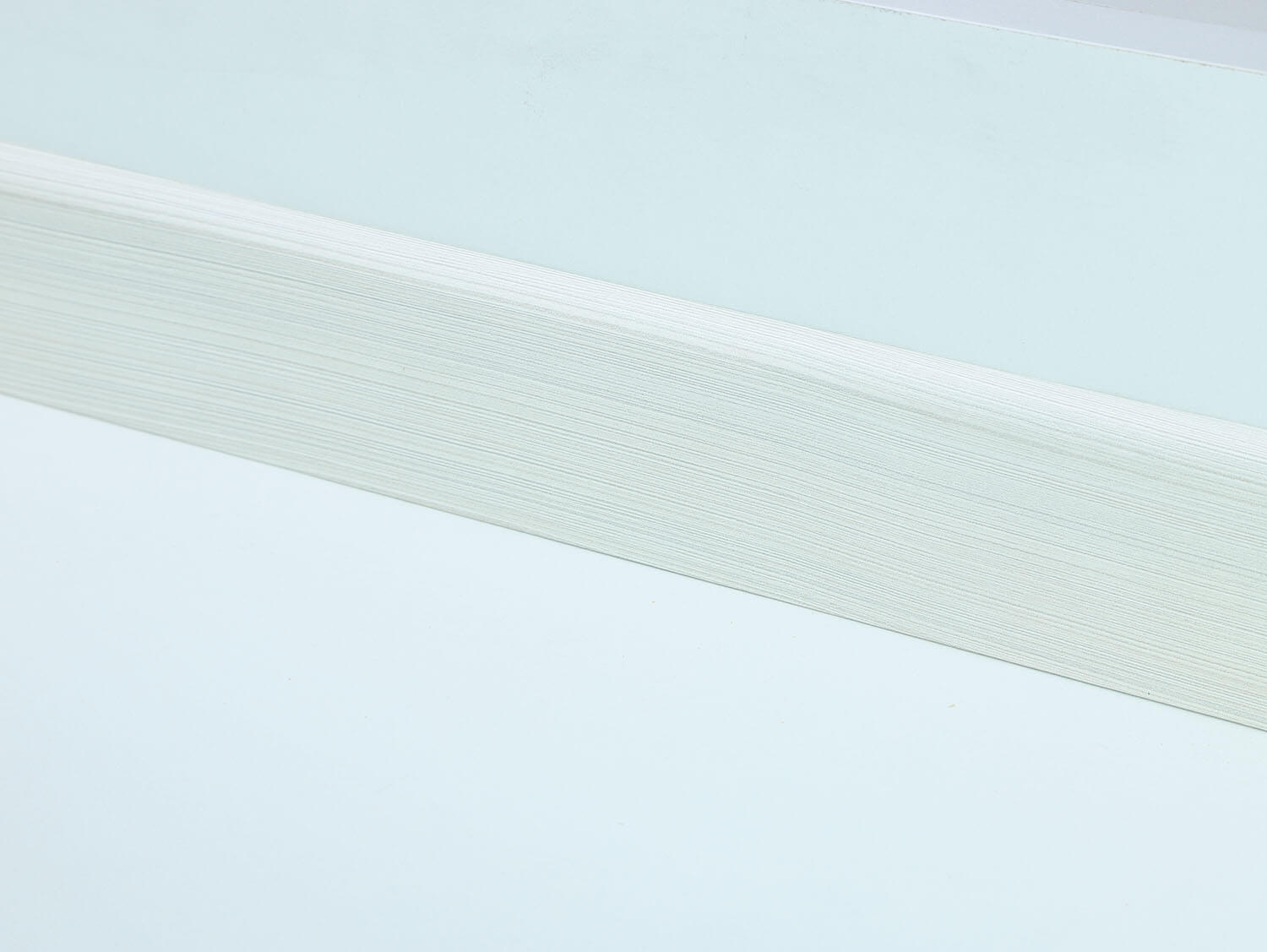 Berry HDF60 PL332 soklová lišta