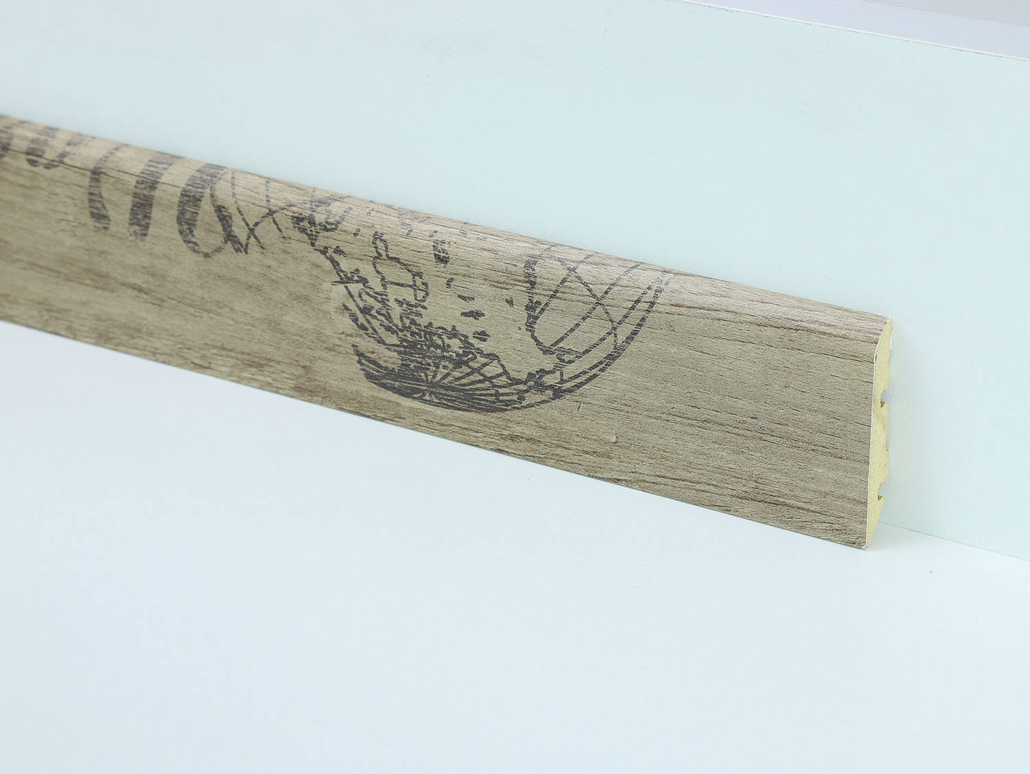 Berry HDF60 9320-3886 soklová lišta