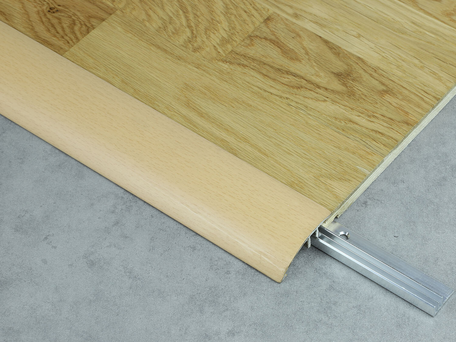 586 H22 Buk světlý Küberit 06286220-25