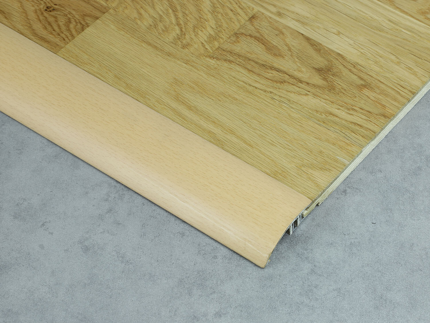 586 H22 Buk světlý Küberit 06286220-25