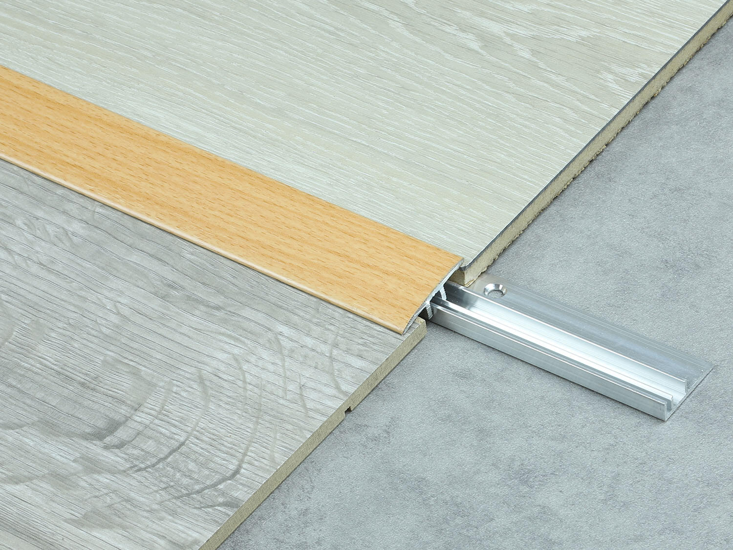 588L H20 Buk tmavý pařený Küberit 06188200-05