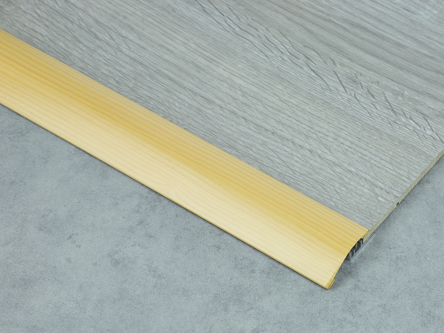 586L H10 Borovice Küberit 06186100-05