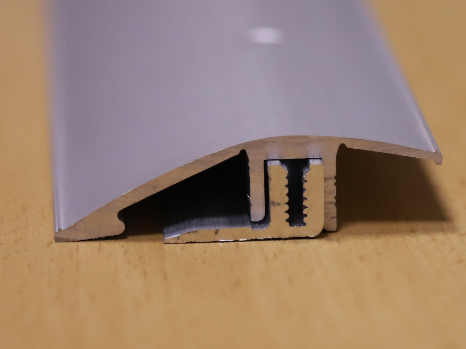 386H zlatá Küberit 08386050-55