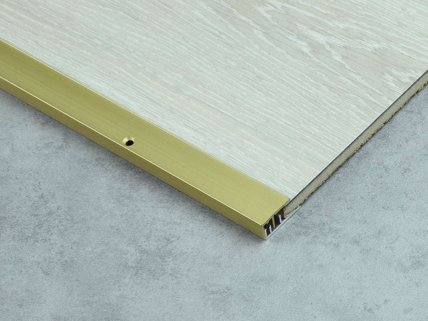 487AH zlatý Küberit 07887050-55