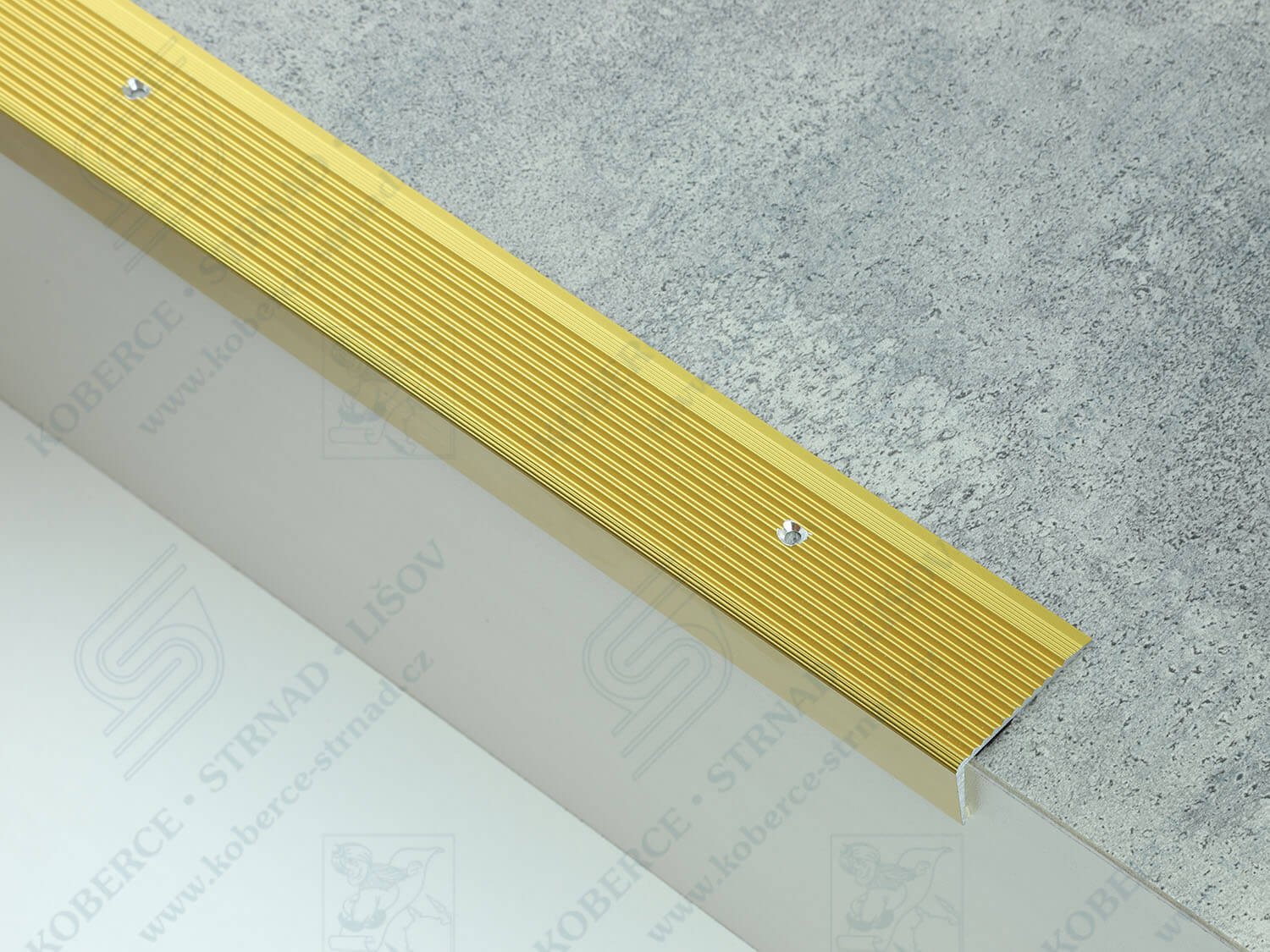 Schodová hrana 40x20 mm zlatá vrtaná 07201-0, 07231-7