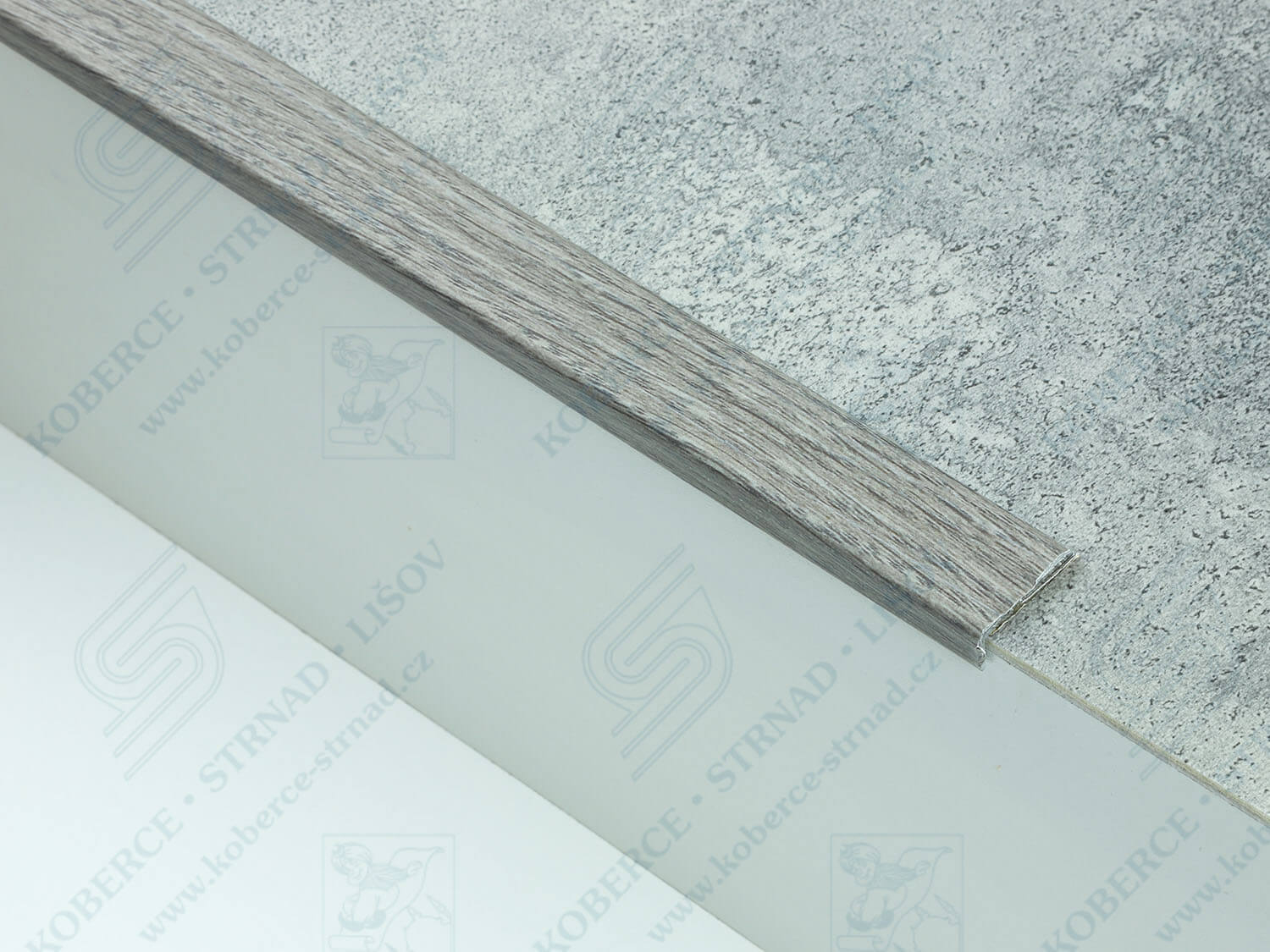 Schodová hrana 24,5x10 mm H61 dub šedý