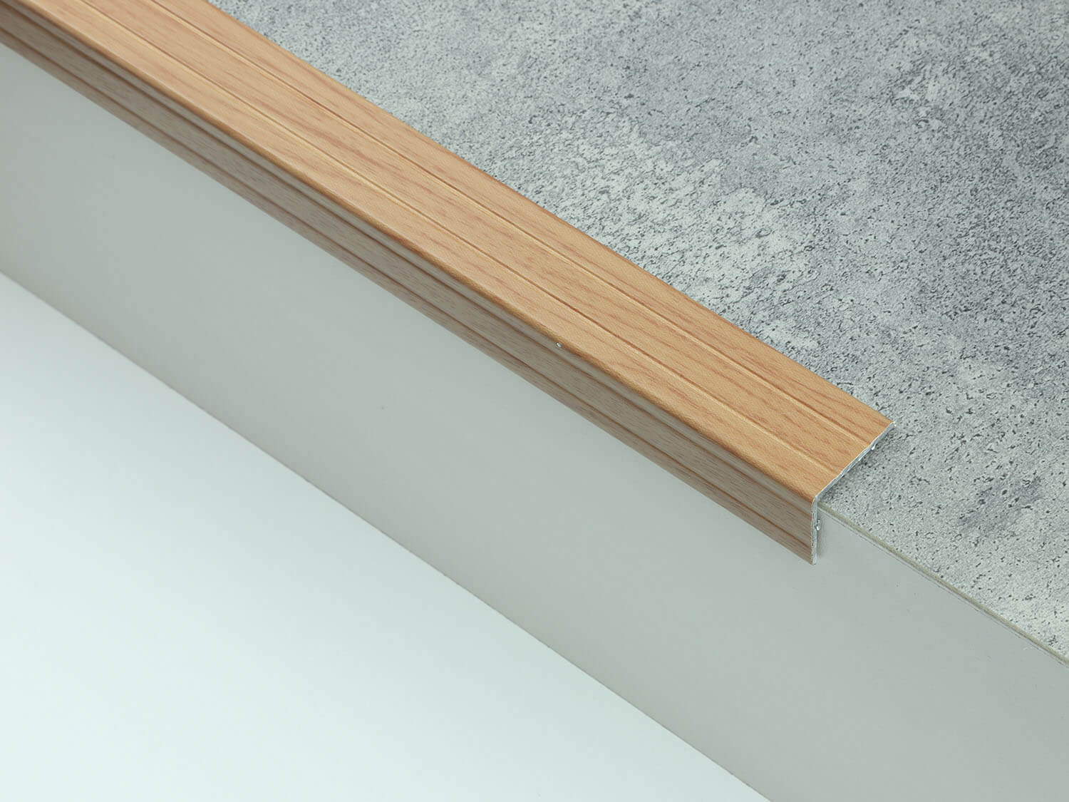 Schodová hrana 30x24,5 mm Profilpas 50 - 75950