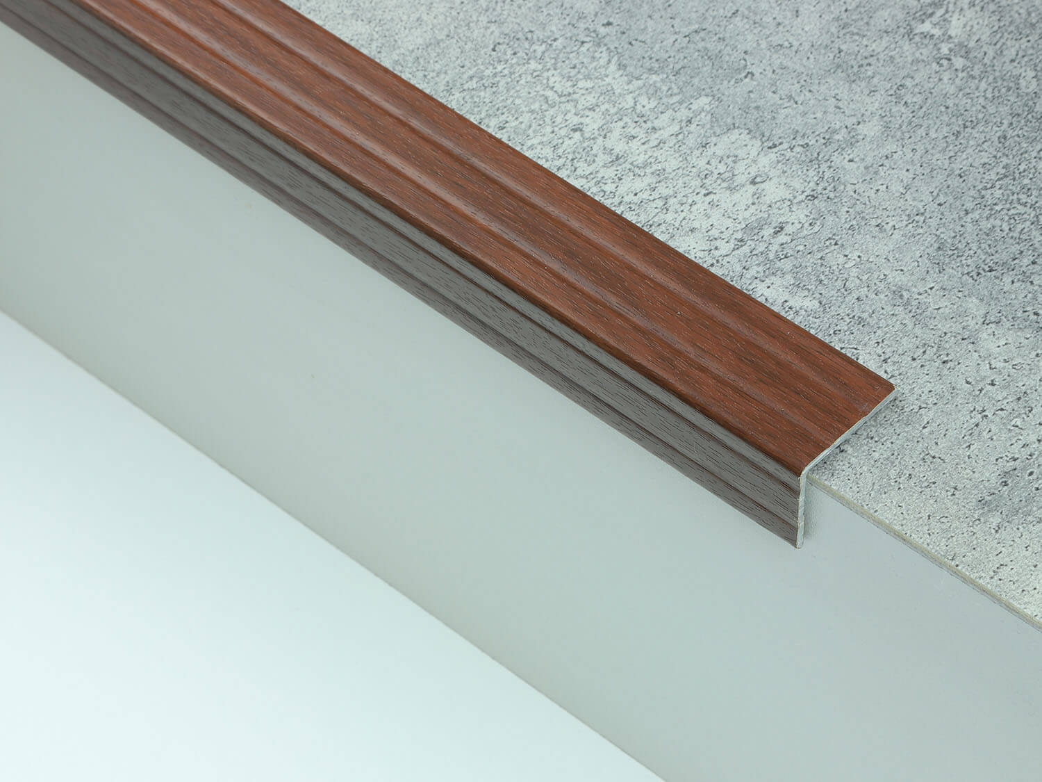 Schodová hrana 30x24,5 mm Profilpas 80 - 75980, 75981