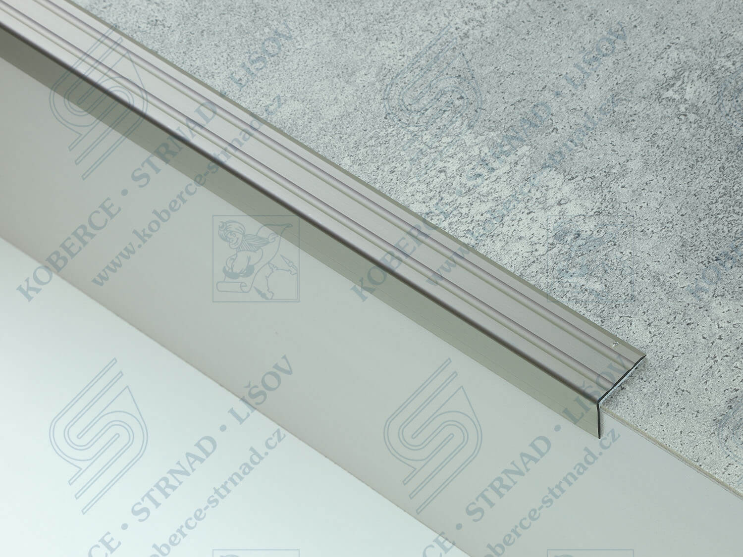 Schodová hrana 24,5x20 mm inox samolepicí