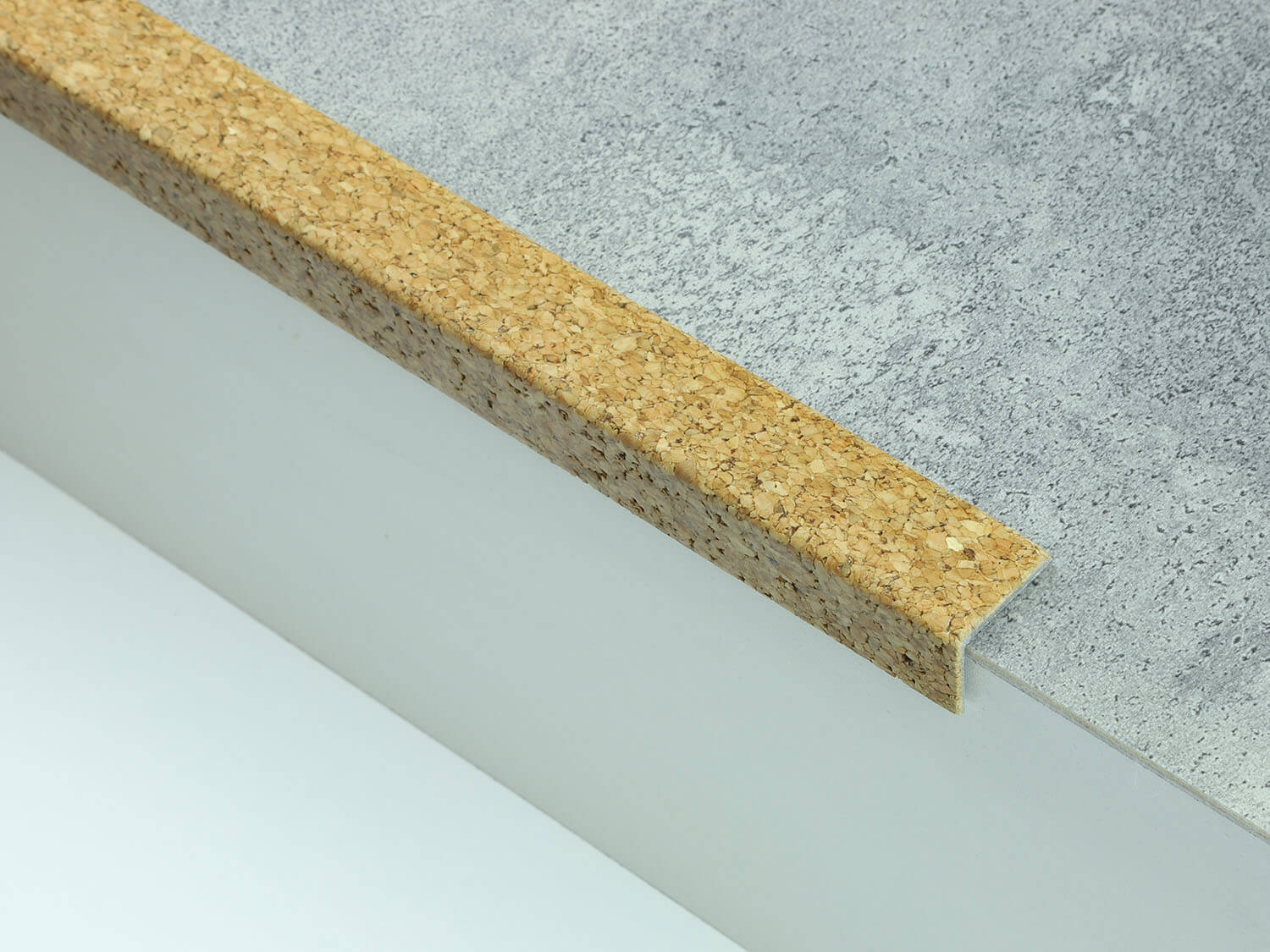 Schodová hrana 24x20 mm SL20KJ korek jemný