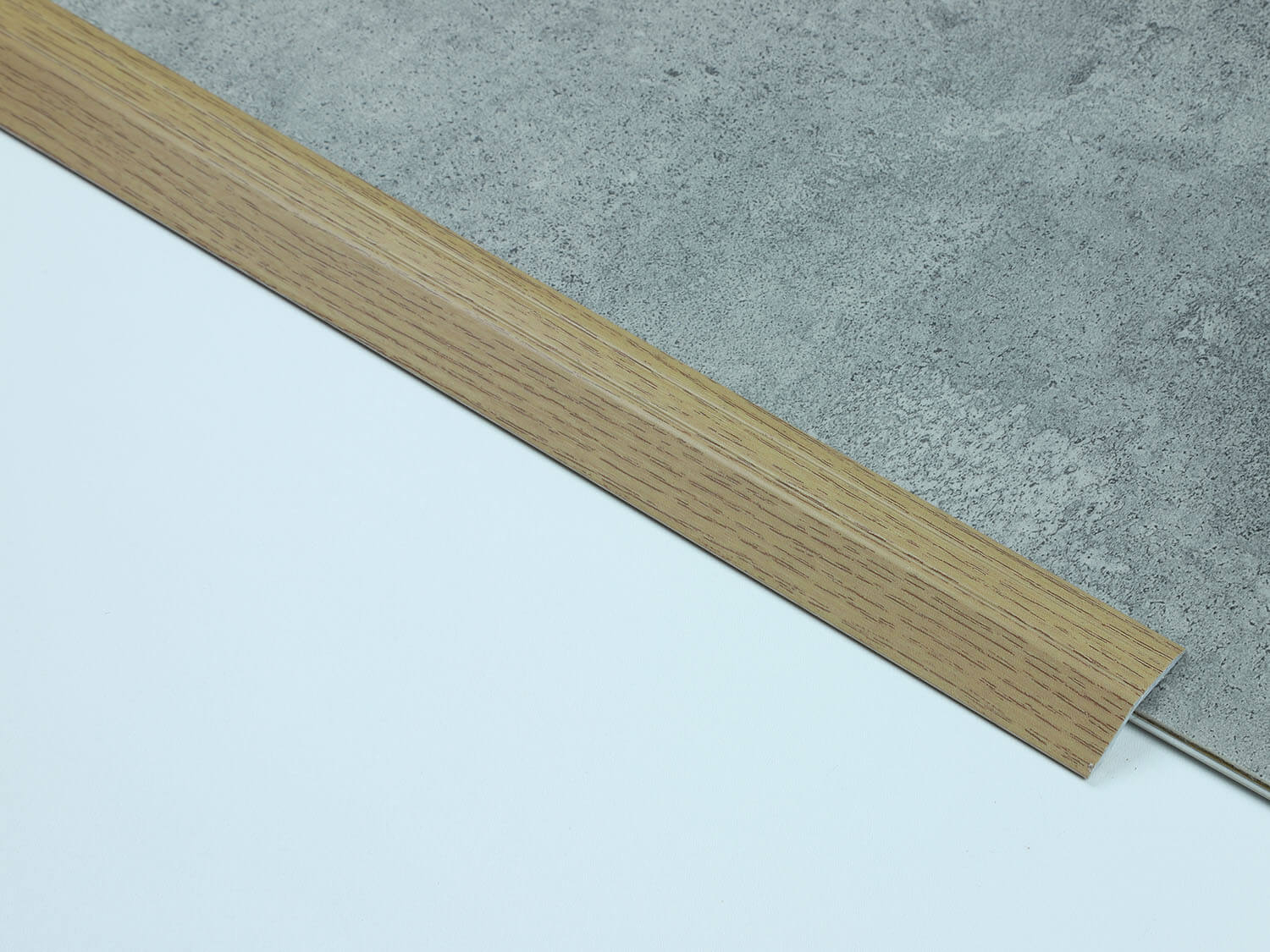 Náběh 8mm Profilpas 40 přechodová lišta samolepicí 74033