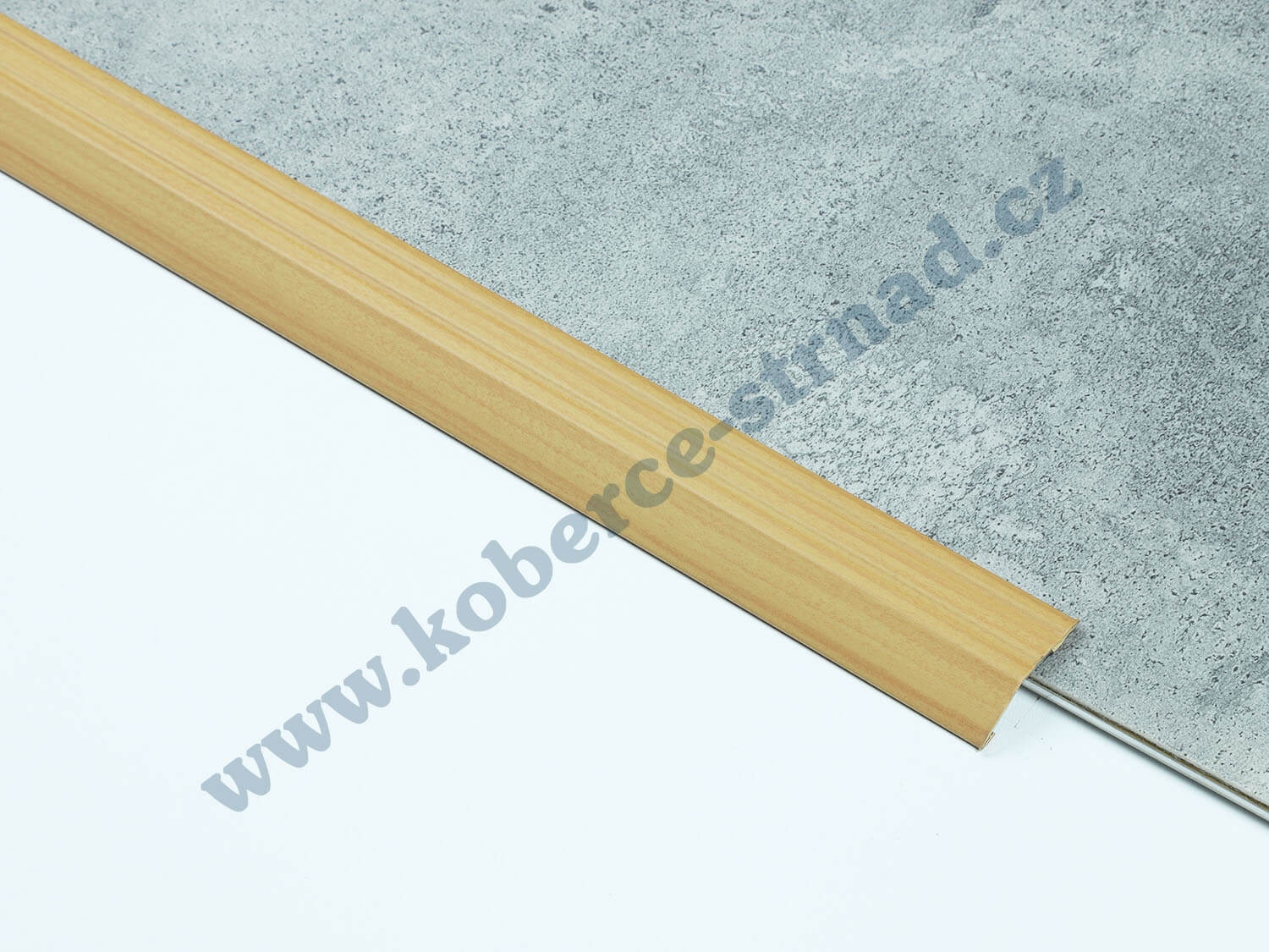 Náběh 8 mm H90 třešeň přechodová lišta samolepicí 21544900-05