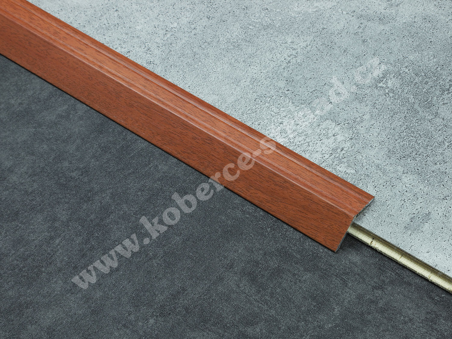 Náběh 14 mm H80 merbau přechodová lišta samolepicí 21541800-05