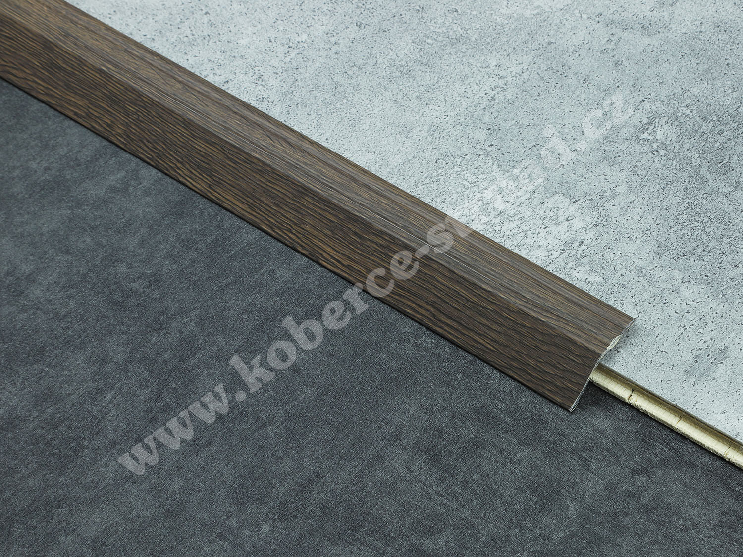 Náběh 14 mm H63 tigua přechodová lišta samolepicí 21541630-35