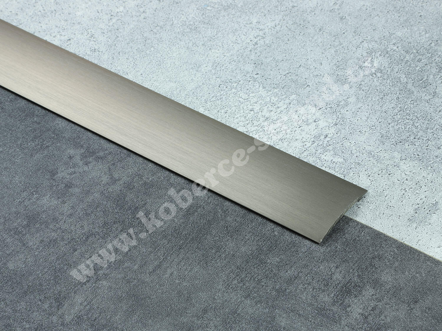 Oblouk 50 mm inox přechodová lišta samolepící